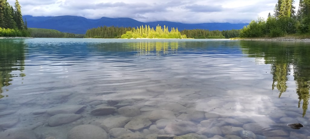 El llac turquesa Tā Ch’lā